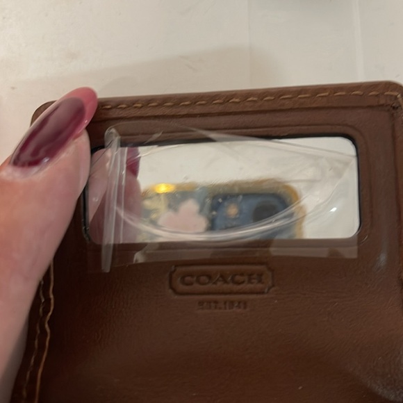 Coach Contact Lens Case - 1469 - Picture 4 of 4